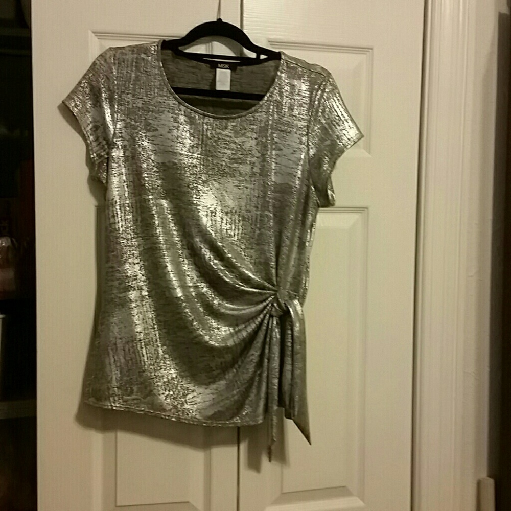 Sz L Silver shimmer top with sash tie on side